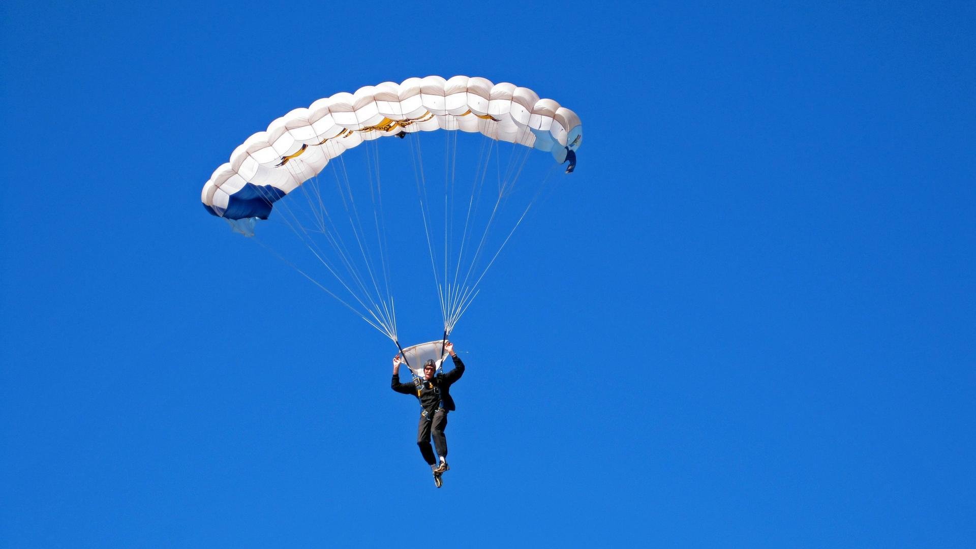 开云体育-武切维奇轰下生涯新高42分！开拓者惊险胜热火，他竟是隐藏的MVP？