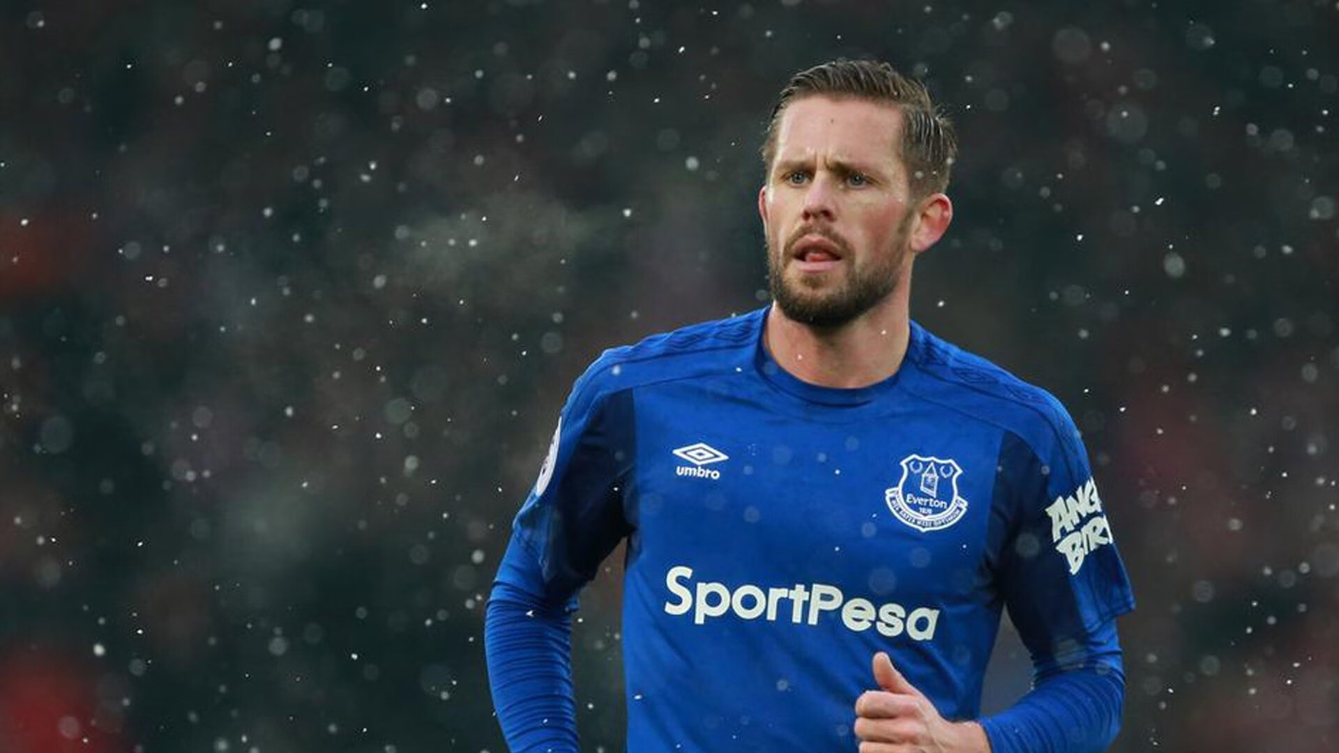 梦回2014？洪都拉斯悍将独造三球，伊朗防线被卡瓦哈尔彻底打爆！